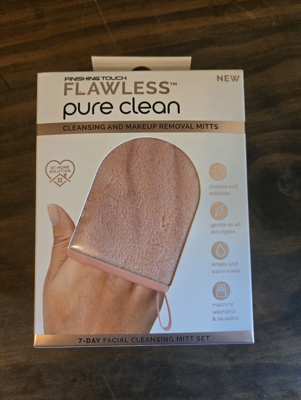 Flawless Finishing Touch Pure Clean Cleansing And Makeup Removal Mitts